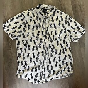 Public Opinion Cotton Short Sleeve Pineapple Printed Button Down, Large